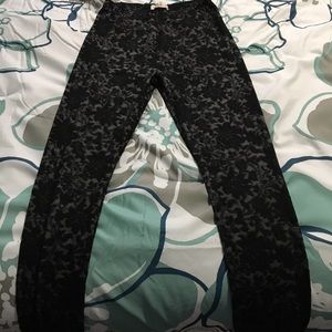 Hollister leggings